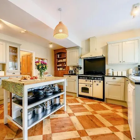 بيت للعطل Oak *