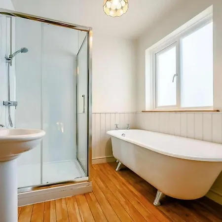 بيت للعطل Oak كيسويك